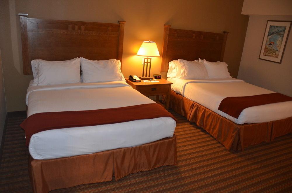 Holiday Inn Express & Suites Donegal By Ihg Exteriér fotografie